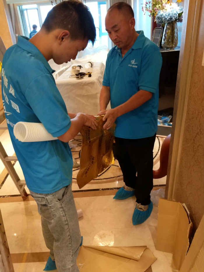 安装不规范导致后期问题多----交由匠诚新风改造