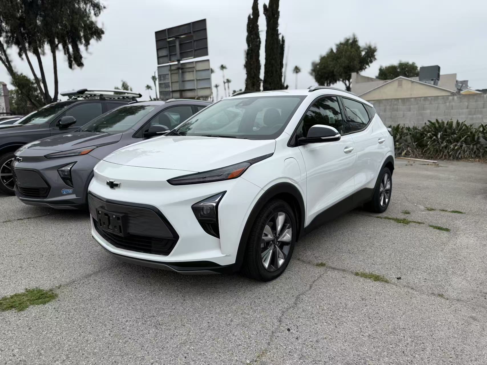2022 Chevrolet Bolt EUV LT's photo