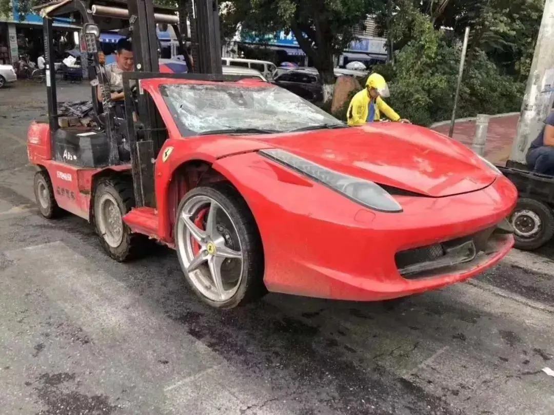 拿着方向盘进陈田，你可以开走一辆法拉利