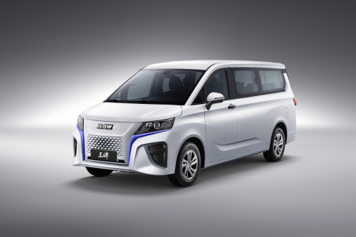 新派商务全能MPV  北汽制造王牌M7EV预售14.48-16.18万元
