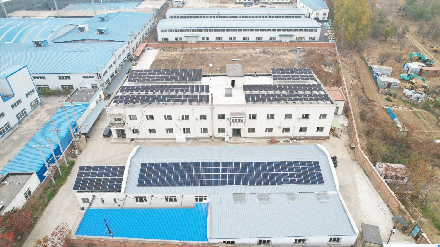 沈陽(yáng)三友標(biāo)牌100KW光伏電站