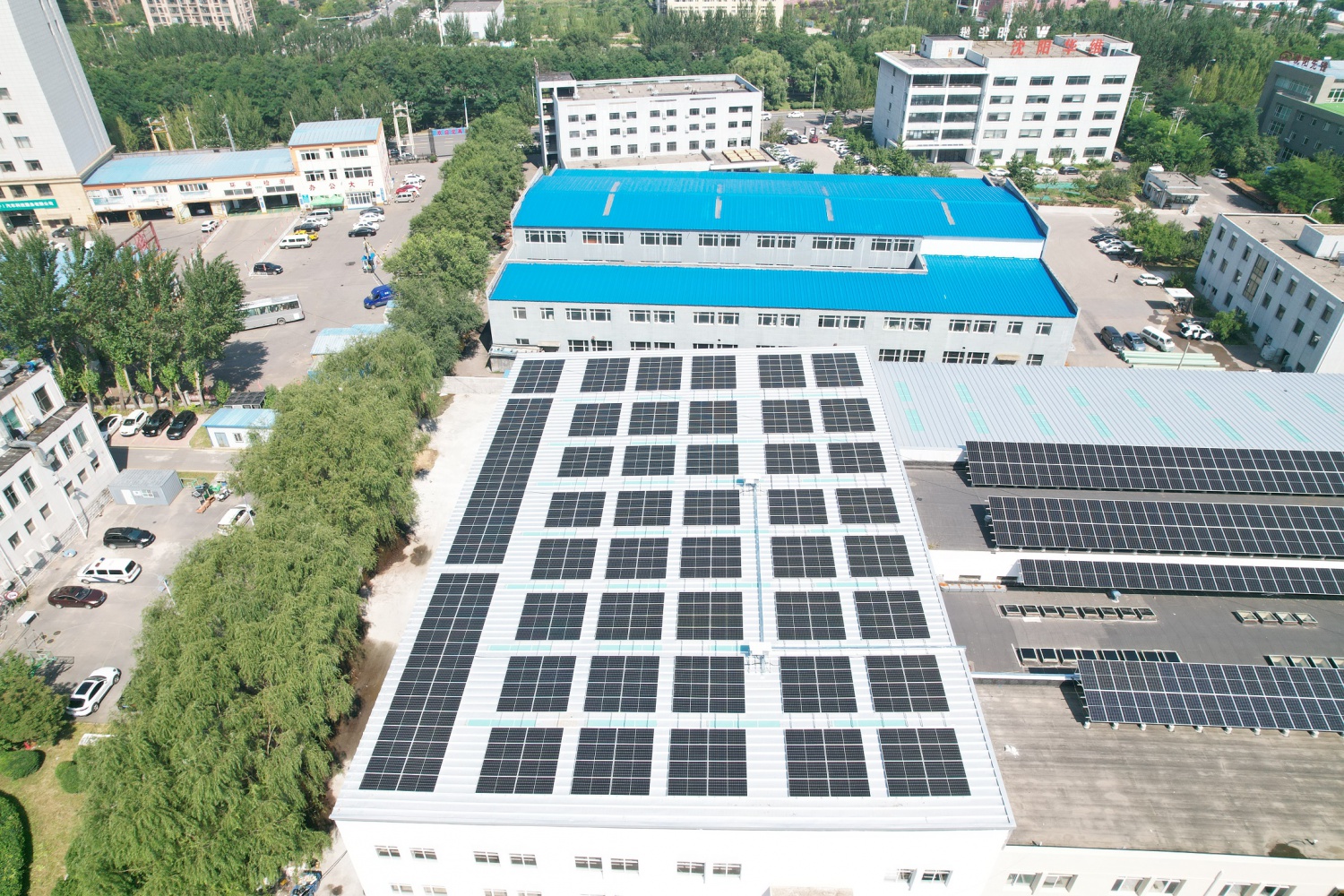 沈陽(yáng)歐米奇西點(diǎn)學(xué)校400kw光伏電站