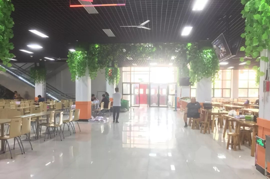 中膳新团餐饭堂承包-铁路职业技术学院饭堂开业