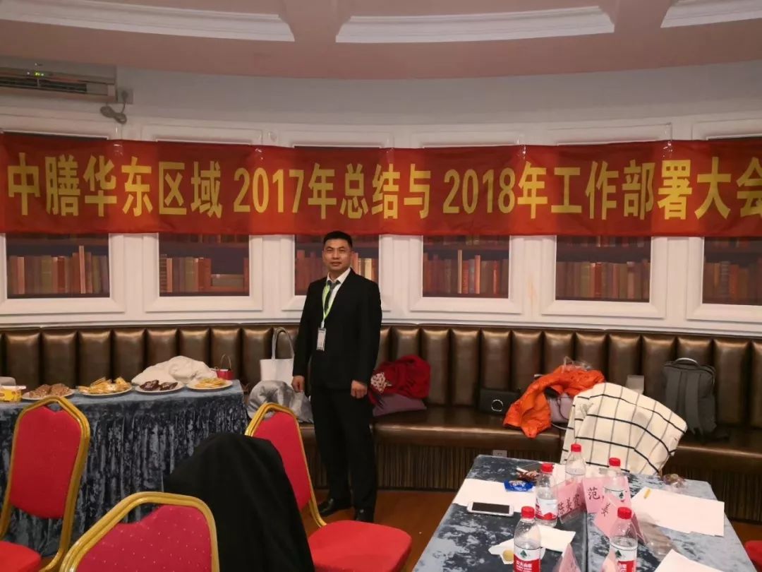 中膳新团餐联合发起中膳人颜木荣