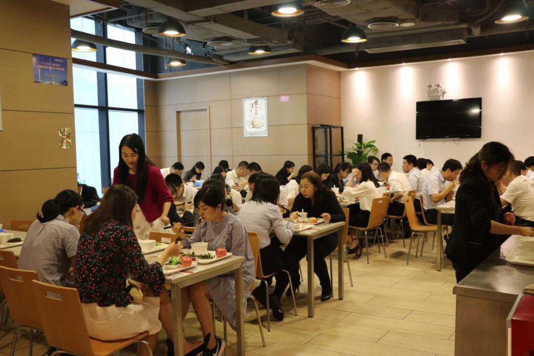 中膳集团团餐承包食堂
