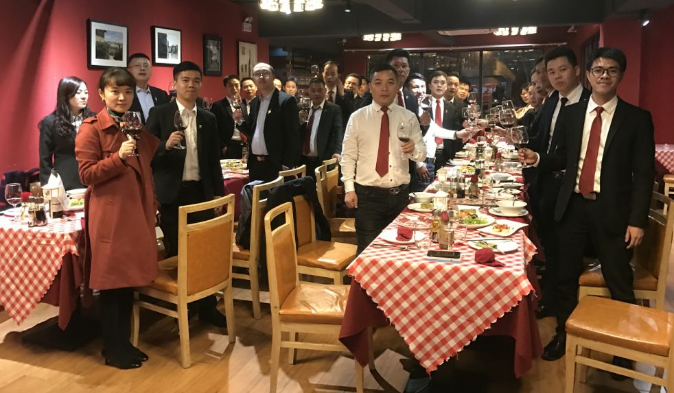 中膳团餐配送、食材配送、食堂承包管理、饭堂承包公司