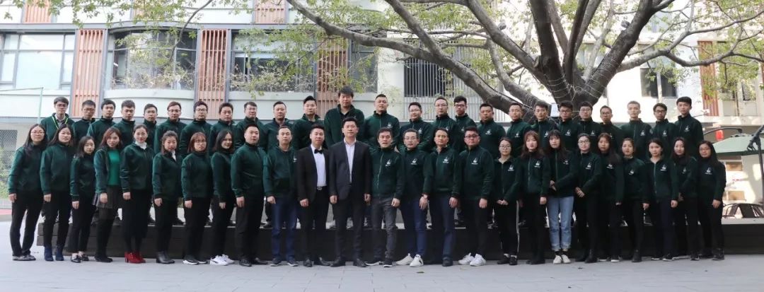 中膳国际团餐产业集团在广州盛大举办以“聚初心 创新局”为主题的2018年度工作总结规划大会暨表彰大会