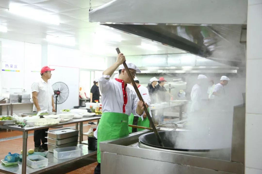 中膳食堂承包管理-中膳集团