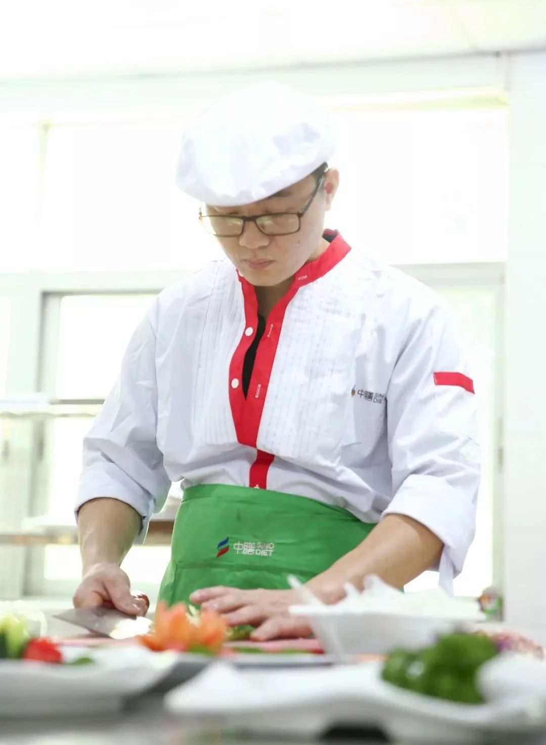 中膳食堂承包管理-中膳集团