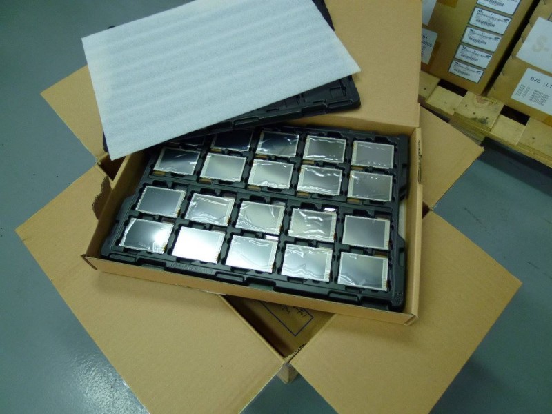 LTP283QV-F01 New and Original SAMSUNG 2.8inch lcd display