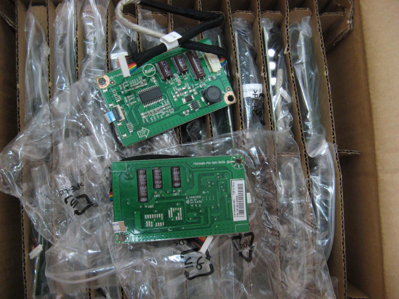 715G4668-P01-000-004M Lenovo computer inverter