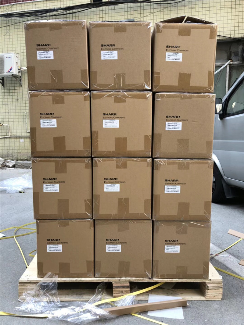 LQ090Y3DG01 380pcs in stock ,SHARP 9inch LCD Display