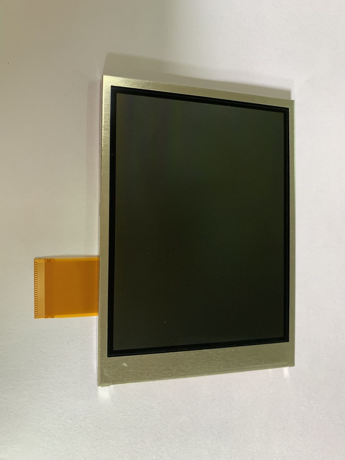 LS037V7DD06