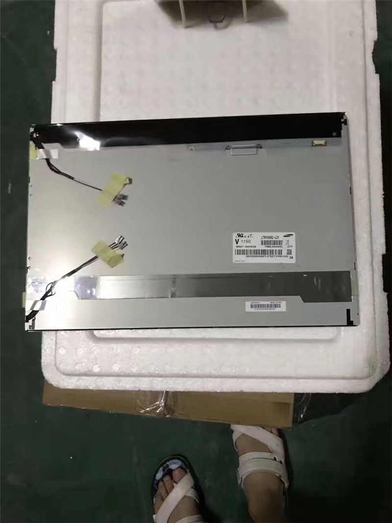 LTM190M2-L01 SAMSUNG LCD Panel