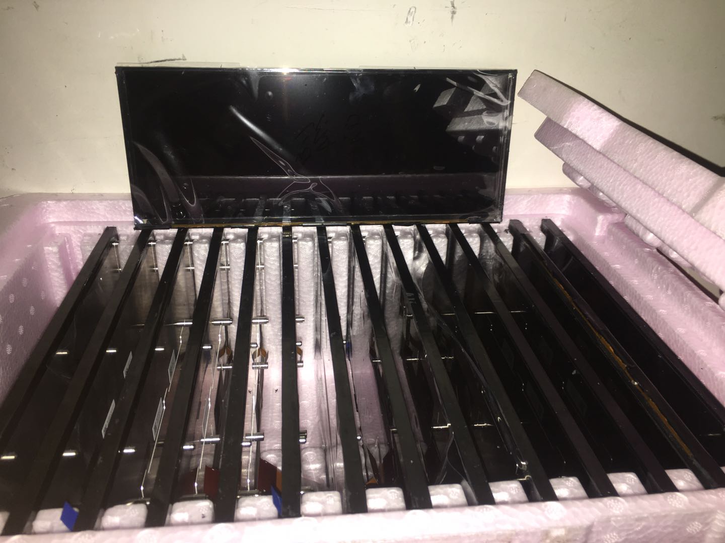 TM123XDHP01-00-BLU1-02 LCD display 500pcs in stock