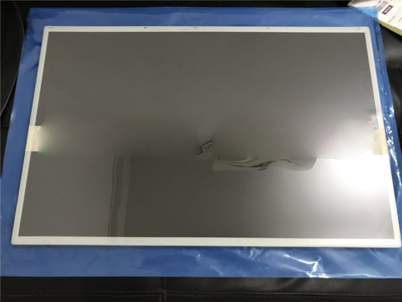 LM220WE1-TLP1 120pcs in stock