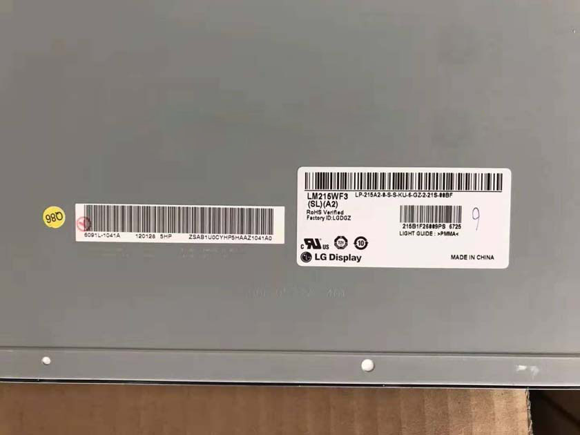 LM215WF3-SLA2 200pcs in stock