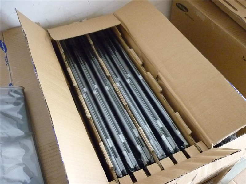 LM270WQ1-SDB1 180pcs new arrival