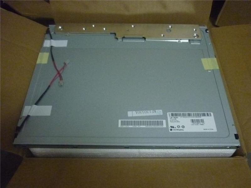 LM170E01-TLAB 180pcs new arrival
