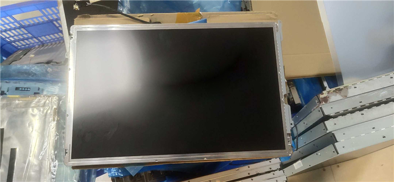 LM171W02-A4K2 200pcs in stock