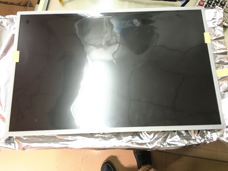 LM220WE4-SLB1 100pcs new coming