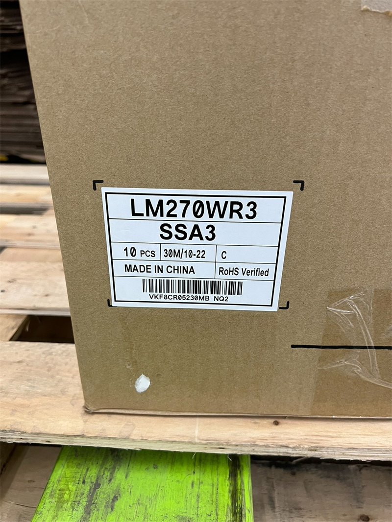 LM270WR3 SSA3 LCD screen
