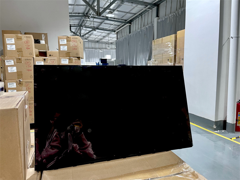LM270WR8 SSA1 LCD screen