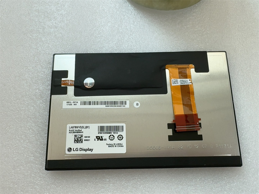 Car LCD screen LA070WV7-SL01