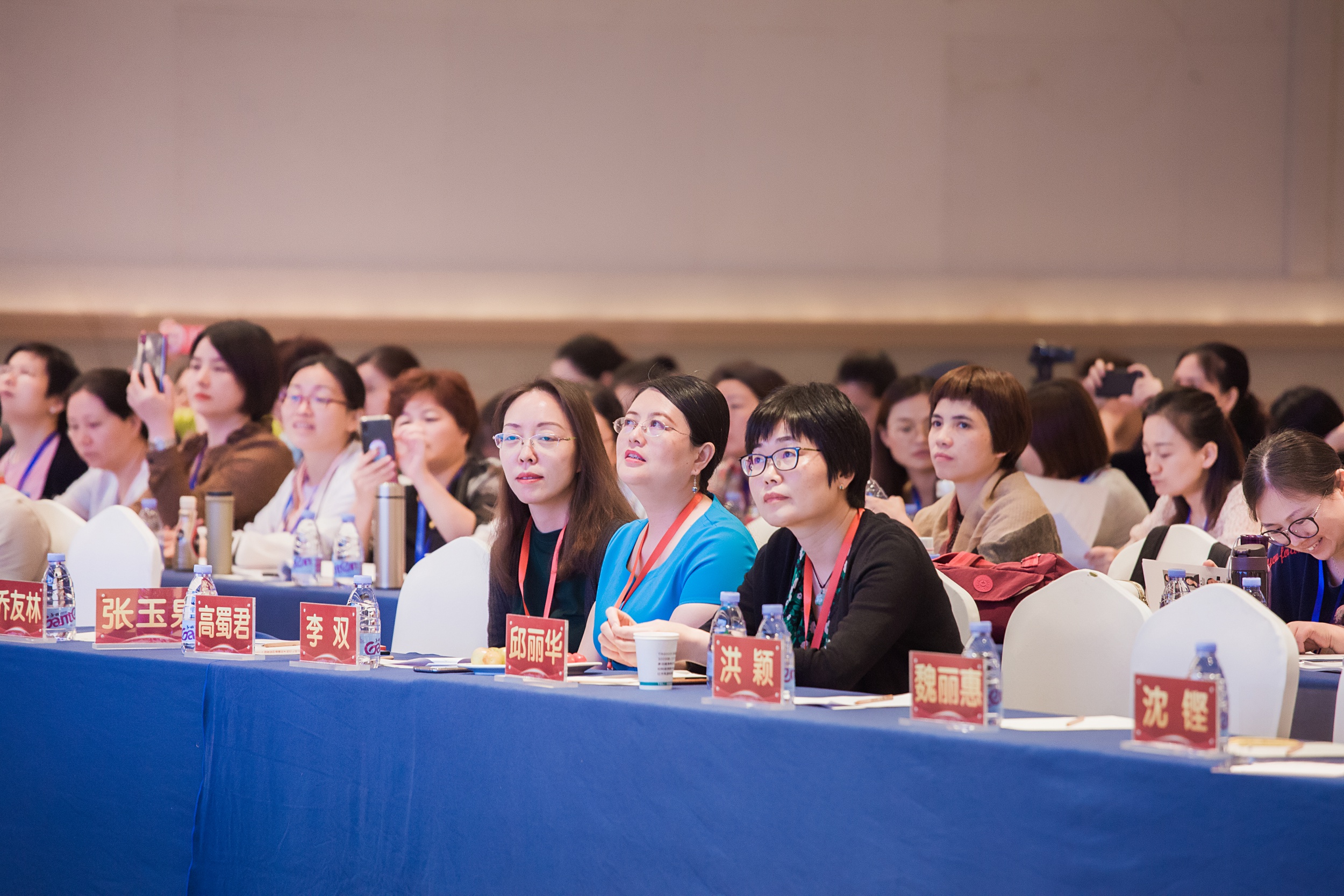 【南北学术盛会，专家共襄盛举】关爱女性宫颈健康，红卡一直在行动！#女性健康#HPV#转阴#宫颈病变