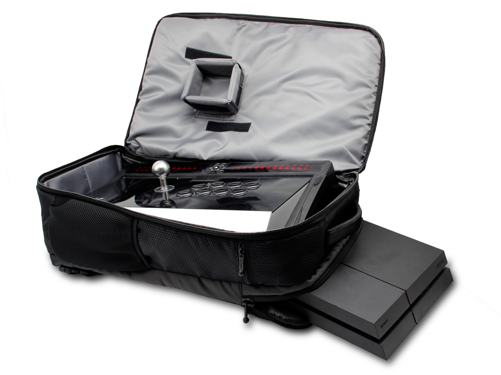 Qanba Aegis joystick Travel Backpack