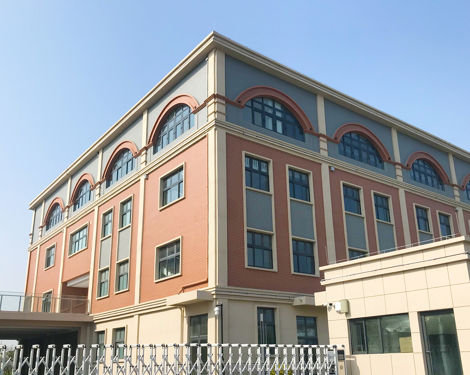 南京市某县中心小学