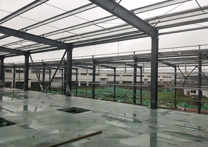公司设计老师前往某花椒油现场进行查看沟通