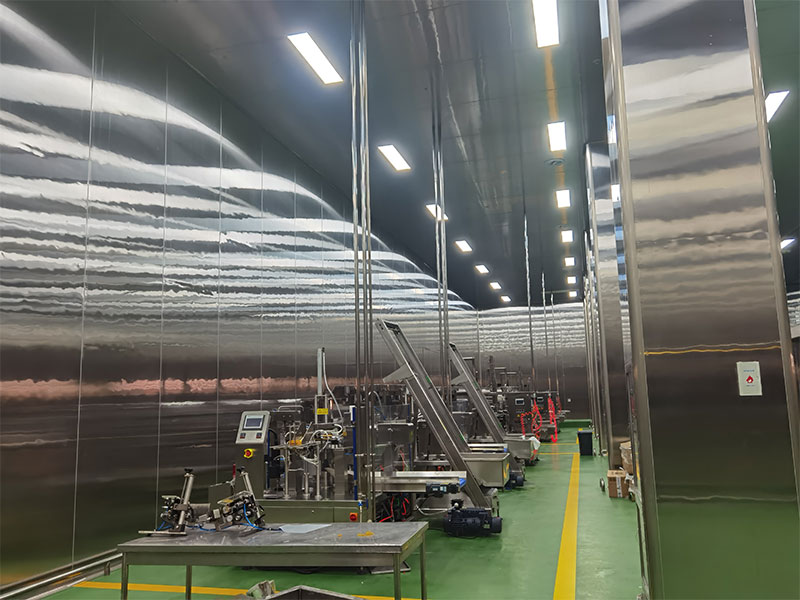 肉制品加工车间工艺布局应注意以下几点：