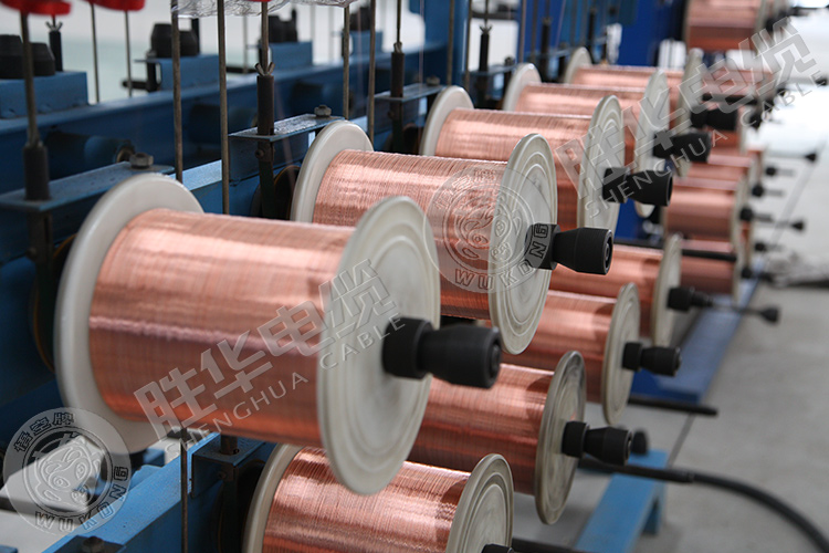 控缆车间-束丝机