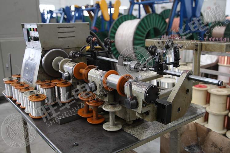 控缆车间-并丝机