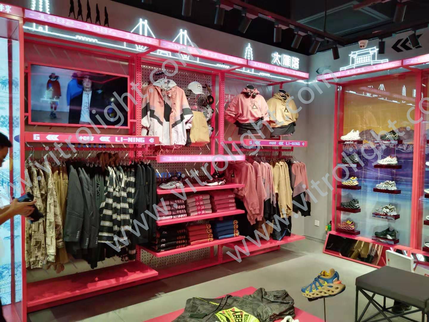 42.3寸智能条形货架屏-某品牌专卖店