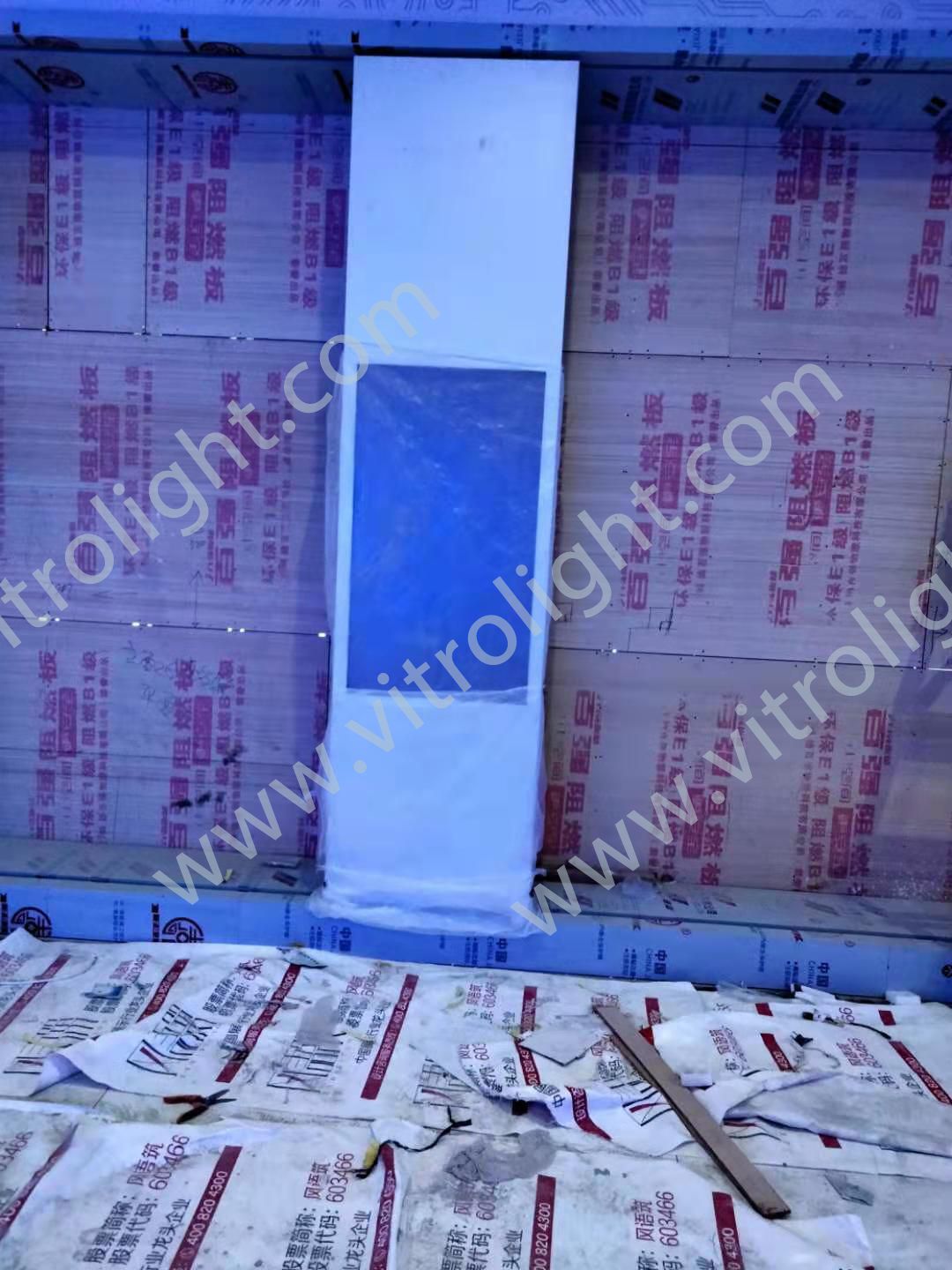山东省淄博市桓台县唐山镇桓台膜谷55寸OLED滑轨屏