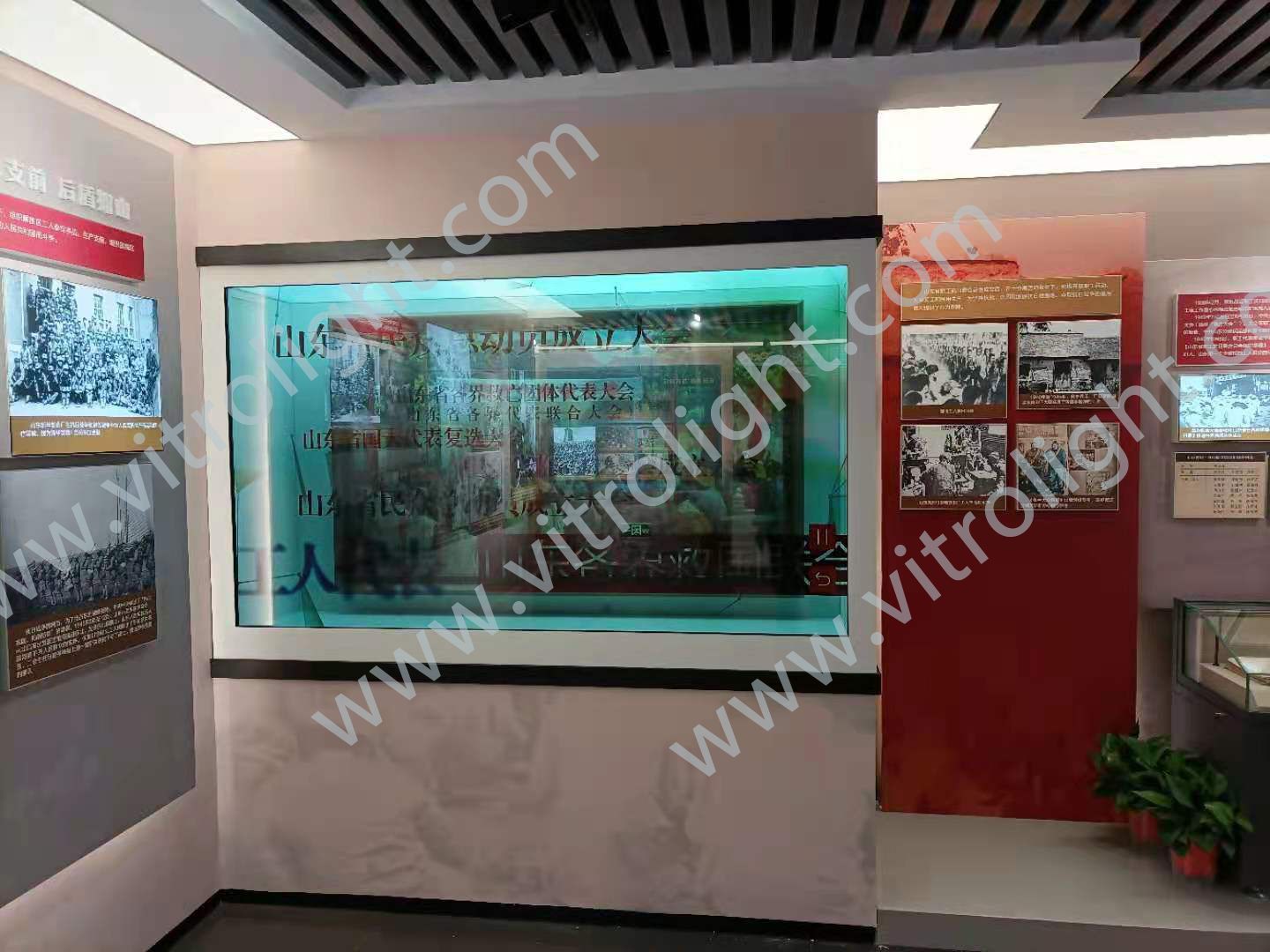 济南工人运动馆86寸透明触摸屏