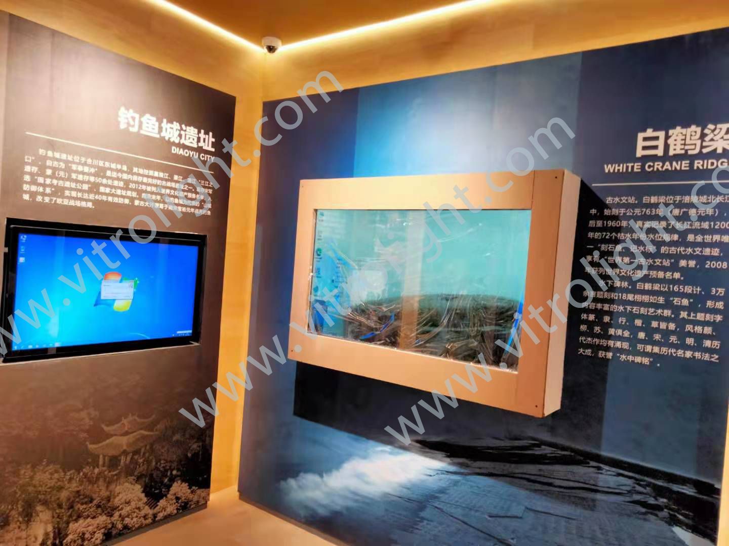 重庆市展馆55寸透明屏