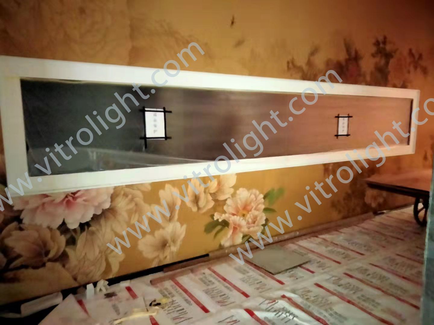 河南洛阳安装1X4拼接透明屏