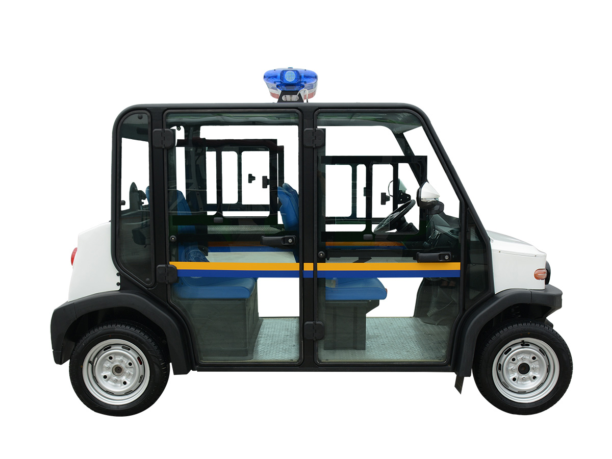 四人座封闭式电动巡逻车