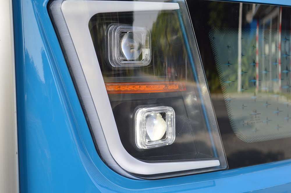 十四人座旅游观光车