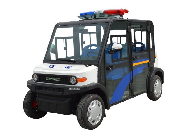 四人座封闭式电动巡逻车