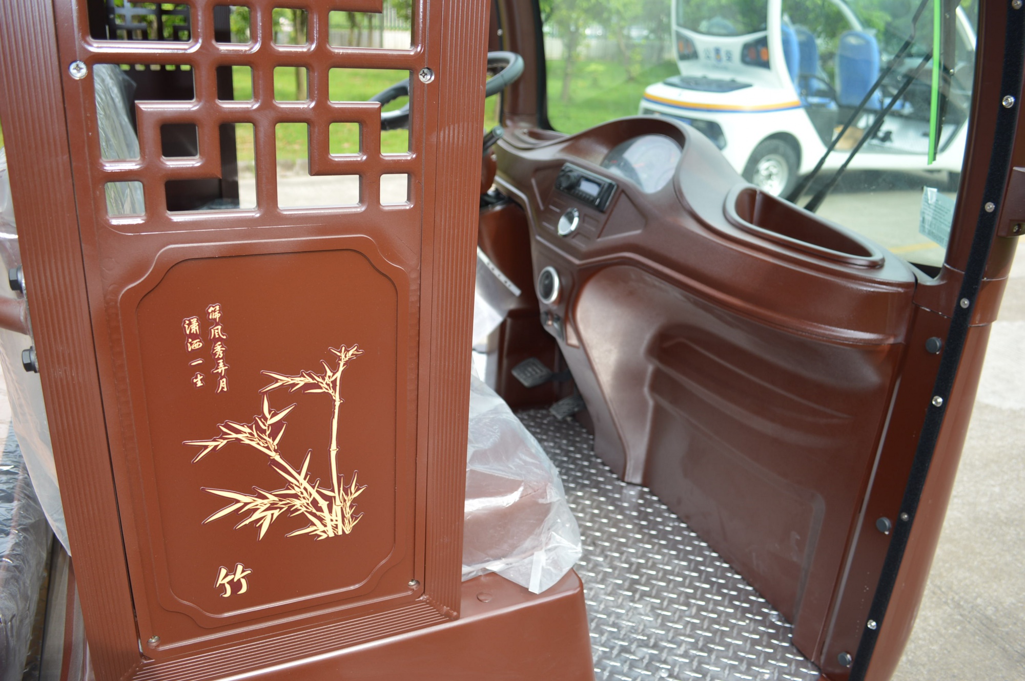 十四人座旅游观光车/仿古车