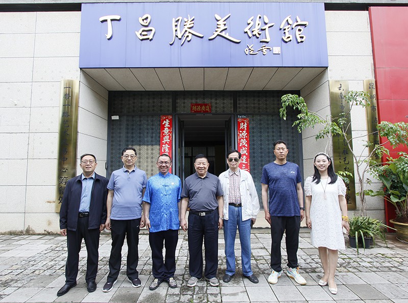 西促会携手广东商会助力“七彩莲花”出海