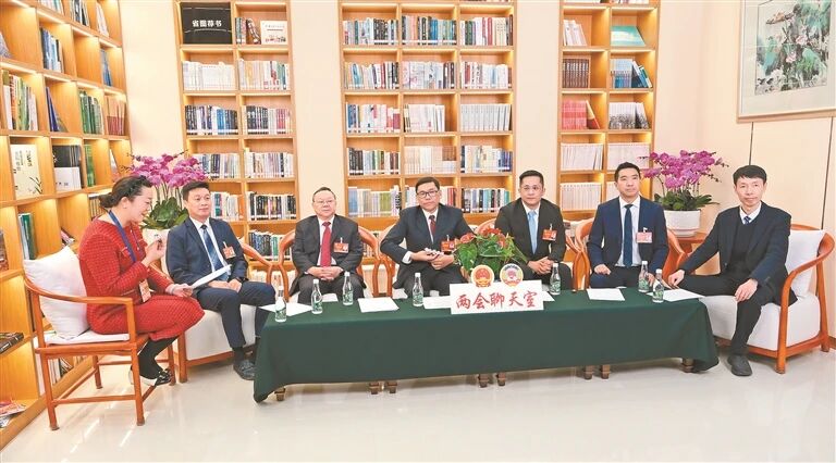 两会风采丨云南省政协委员郑晓城：以绿电铸基 向强省迈进
