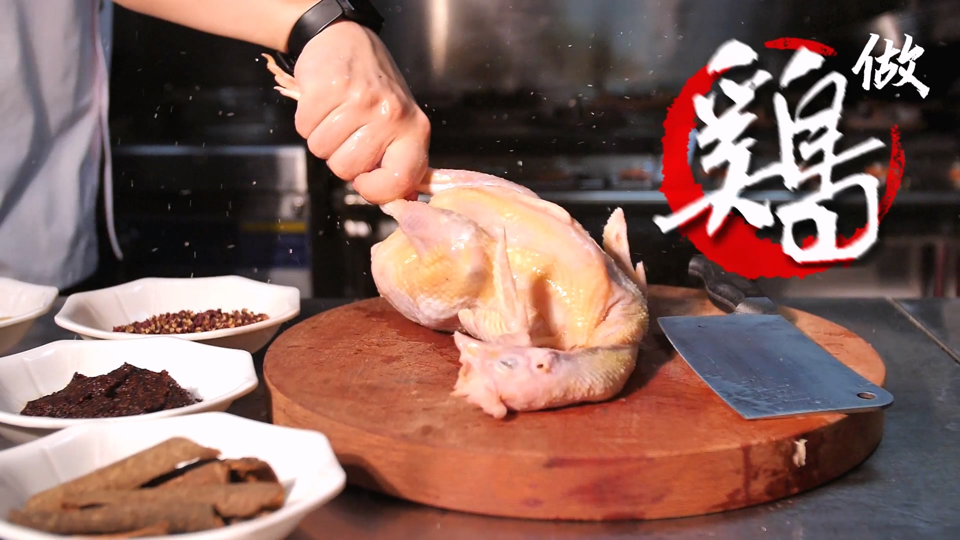 长沙林大路网红美食街，尝鲜铜炉火锅鸡