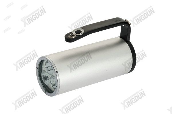 防爆探照灯