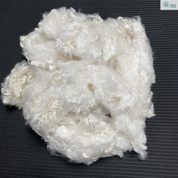 常温阳离子涤纶短纤维省耗能上色均匀色纺纱混纺面料***原材料