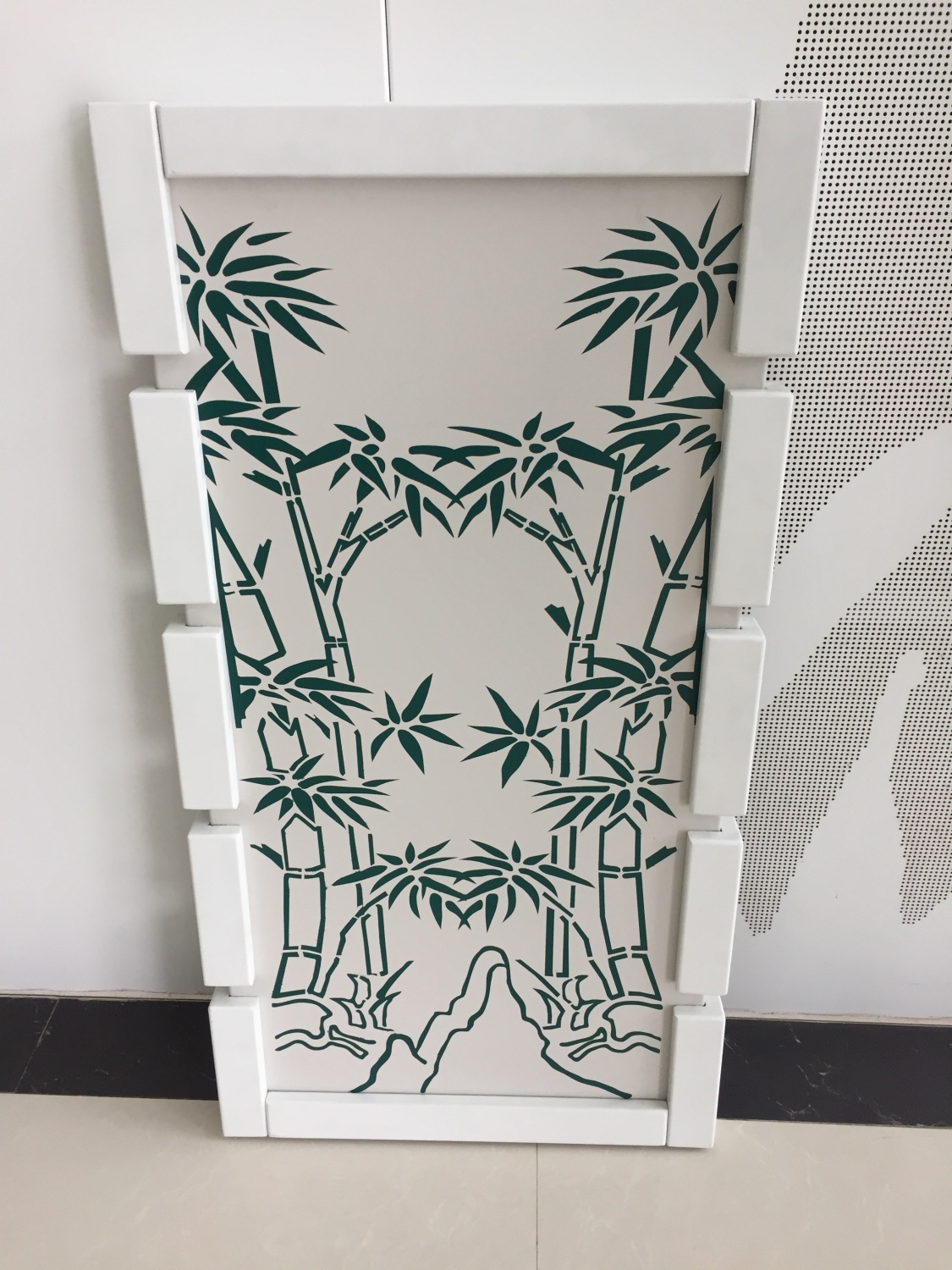 多色板